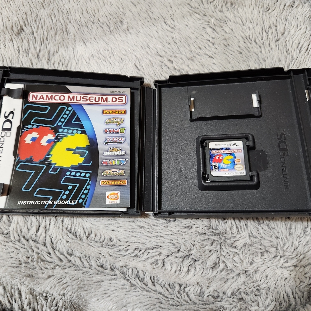 Namco Museum DS XL Games (With Case) - Picture 2 of 6